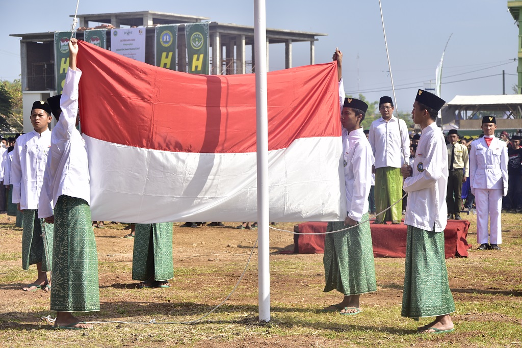 20211022 paskibra bersandal hari santri  nasional 