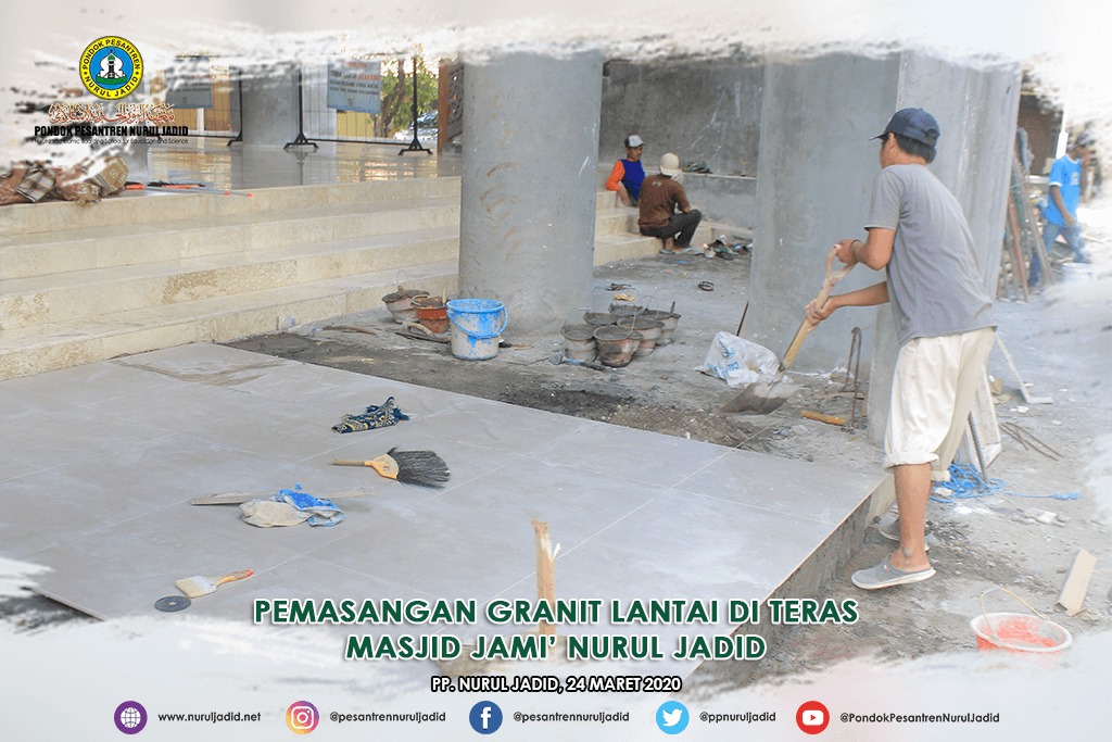 Galeri Foto Pemasangan Granit Lantai di Teras Masjid Jami 